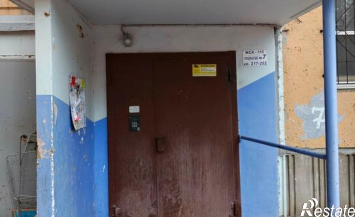 4-комн квартира ул Веры Кащеевой, 15,  д. 15