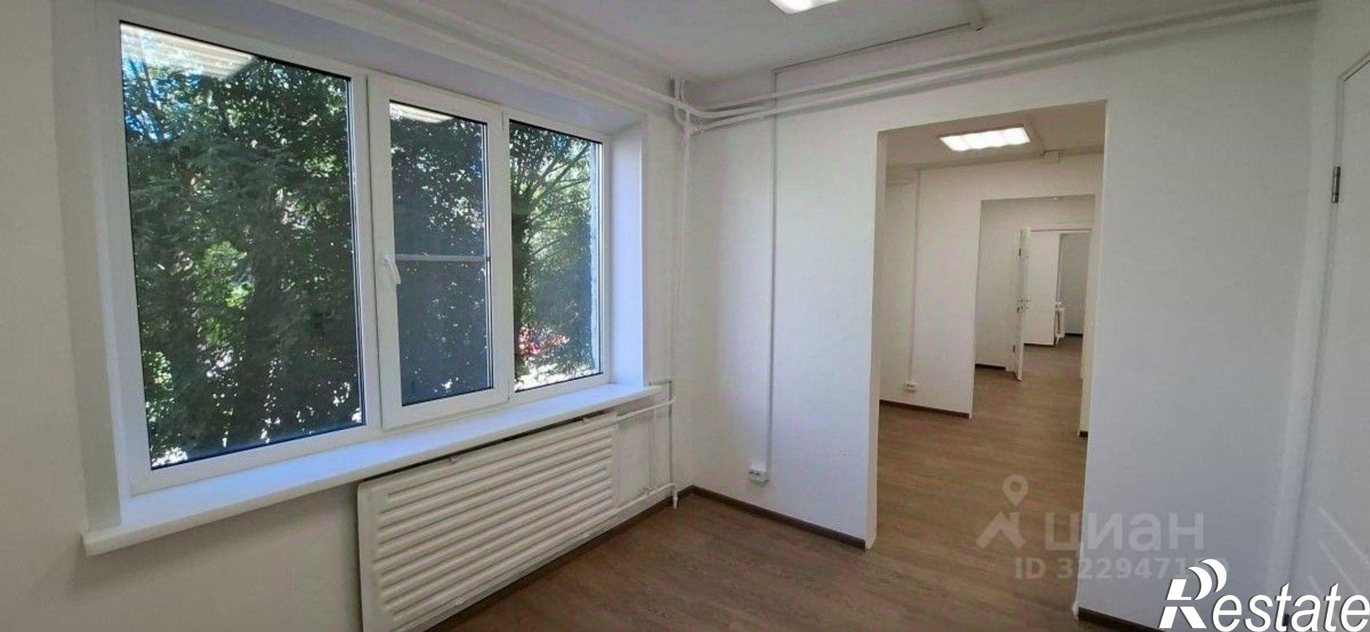 Купить помещение свободного назначения за 14 952 800 рублей на улица Юрина, 202В