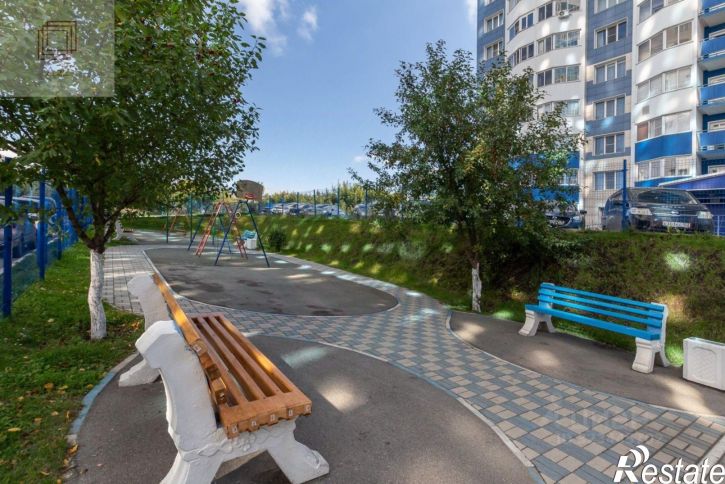 2-комн квартира улица Гущина, 150/3,  д. 150/3