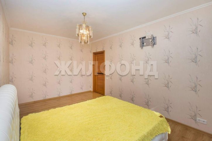 2-комн квартира Антона Петрова улица, д.247а