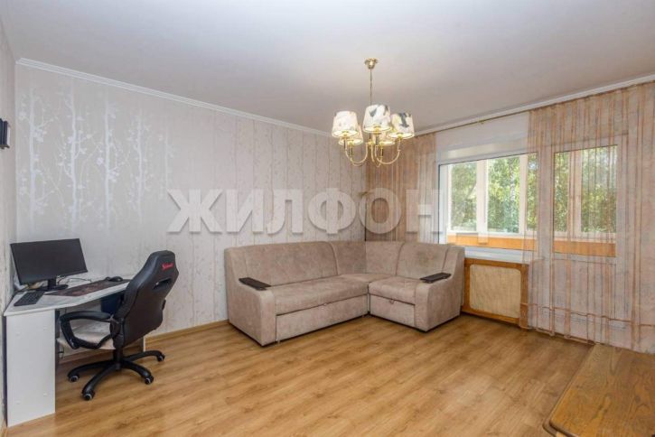 2-комн квартира Антона Петрова улица, д.247а