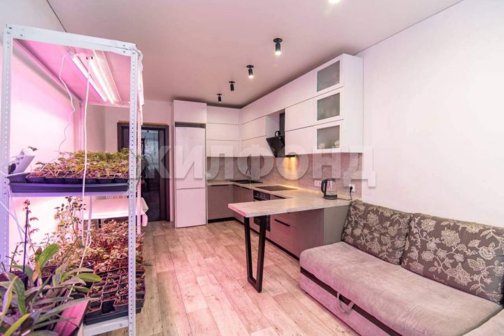 4-комн квартира Юрина улица, д.204ж