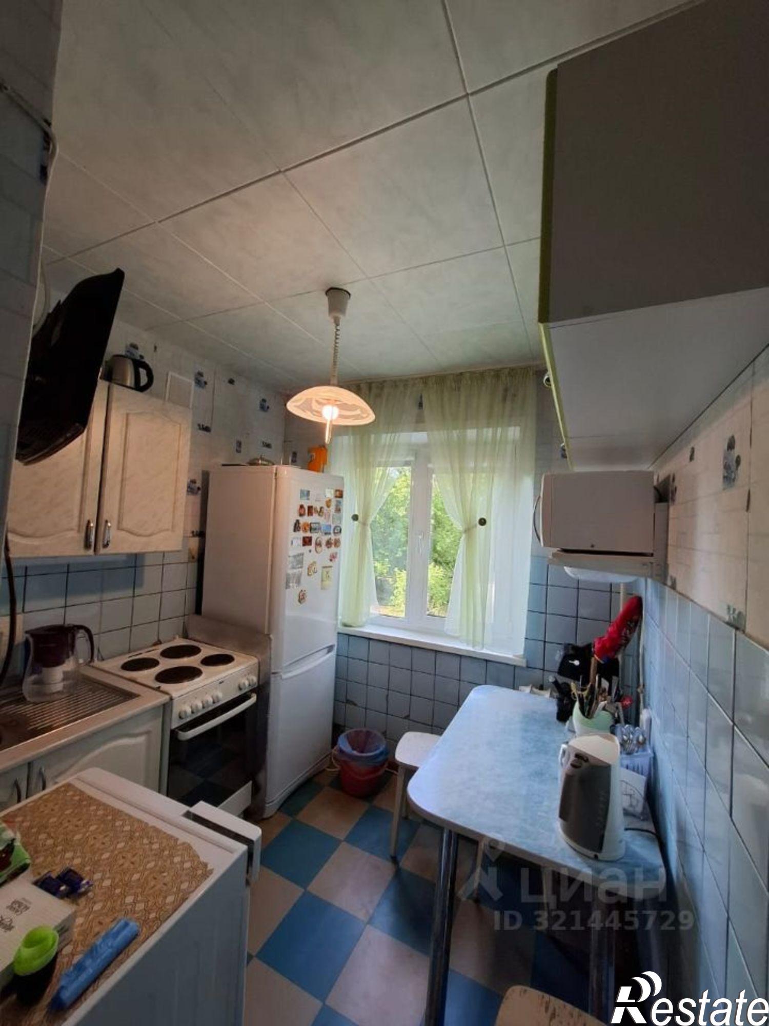 Сдать комнату за 10 000 рублей на улица Панфиловцев, 27