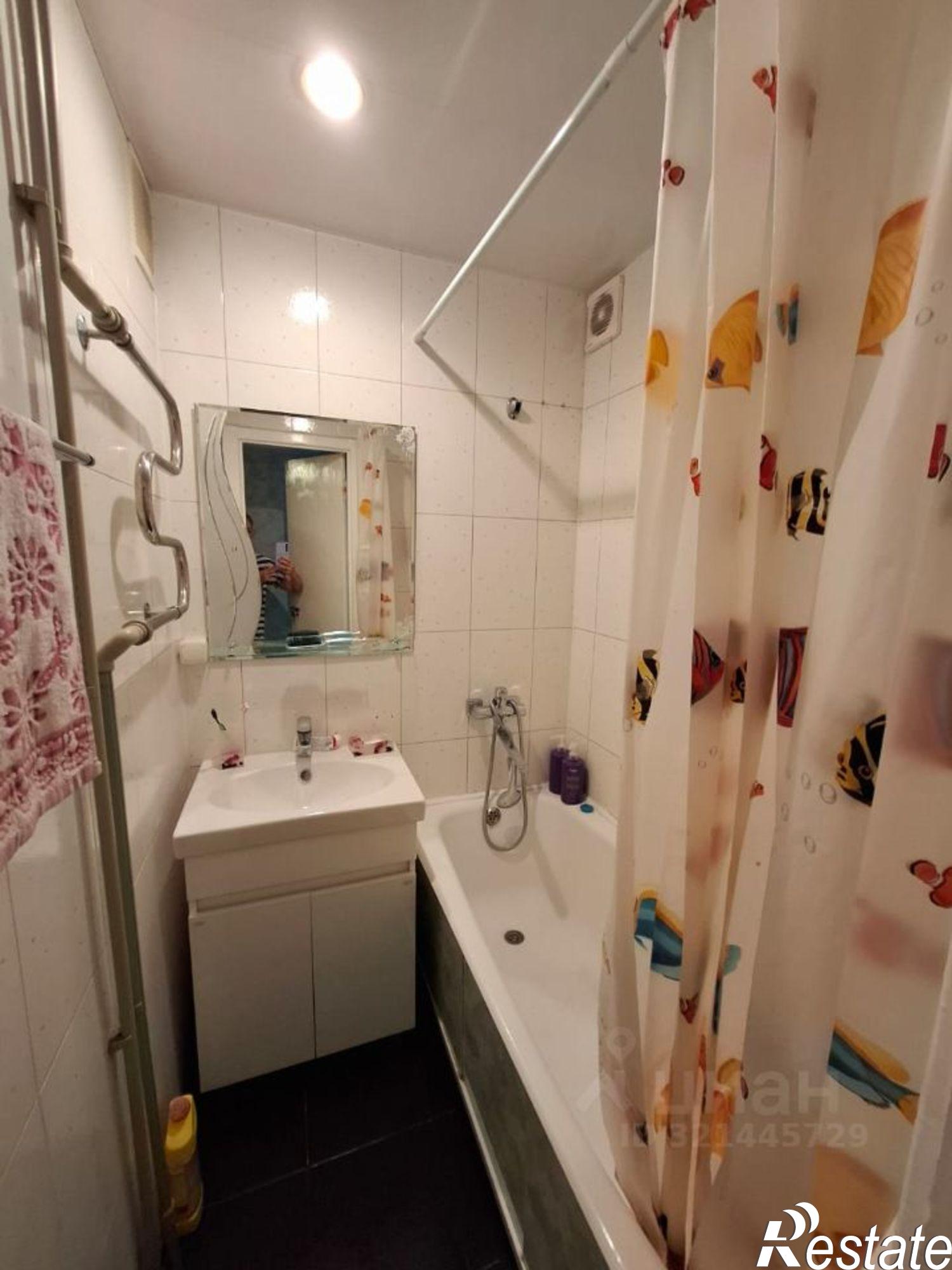 Сдать комнату за 10 000 рублей на улица Панфиловцев, 27