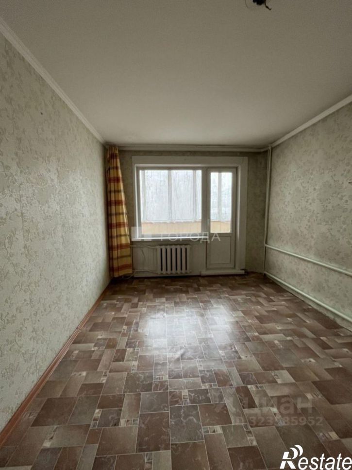 3-комн квартира улица Гущина, 160,  д. 160