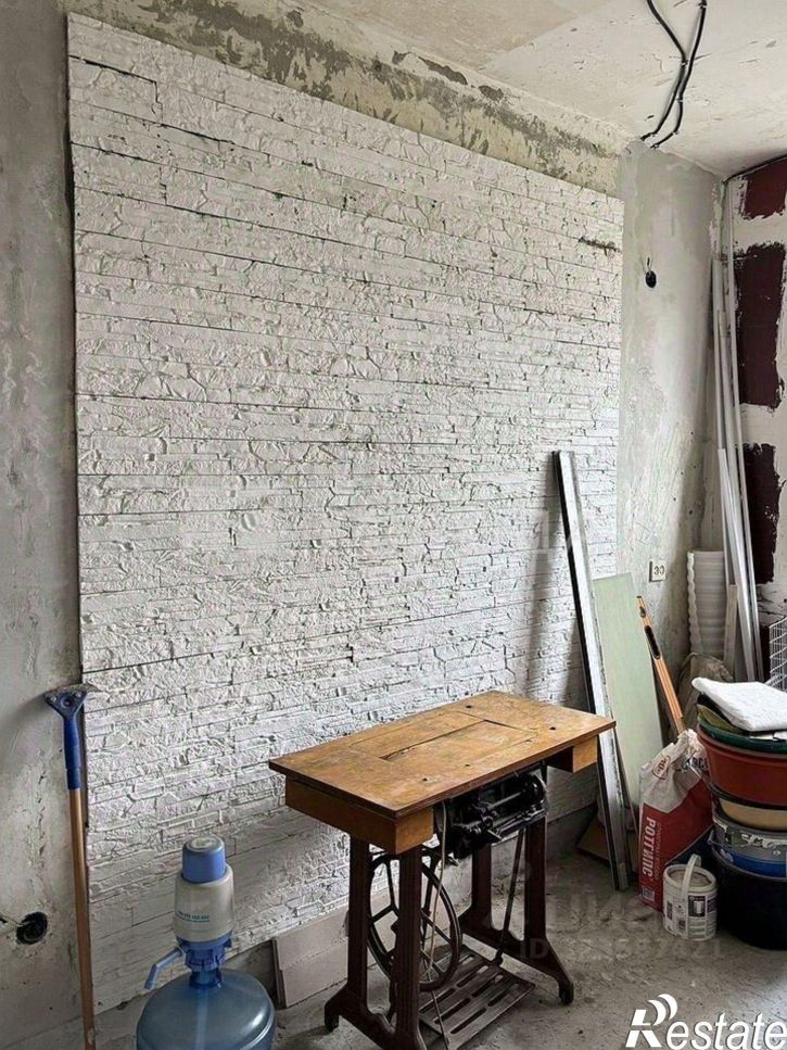 2-комн квартира улица Гущина, 160,  д. 160