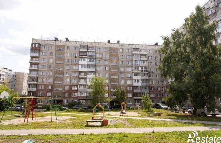 2-комн квартира ул Сиреневая, 3,  д. 3