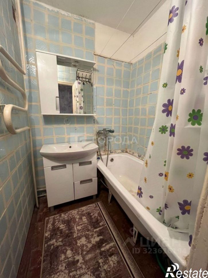 3-комн квартира улица Георгия Исакова, 146Б,  д. 146Б