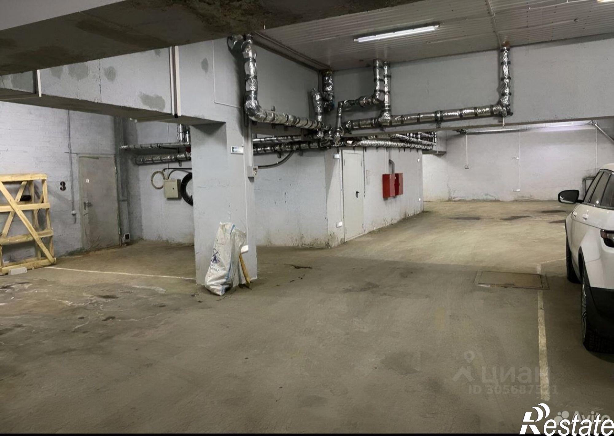 Сдать гараж, место в паркинге за 10 000 рублей на улица Никитина, 133