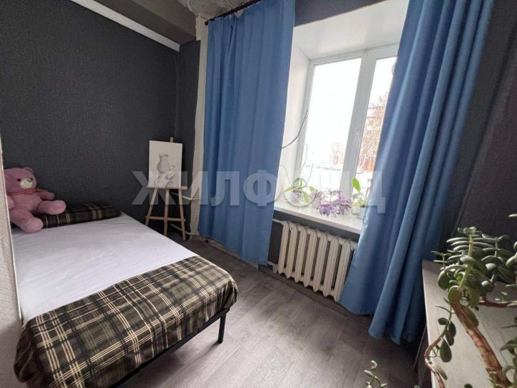 Комната Профинтерна улица, д.51