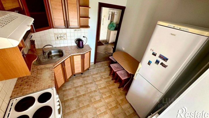 2-комн квартира улица Юрина, 243А,  д. 243А