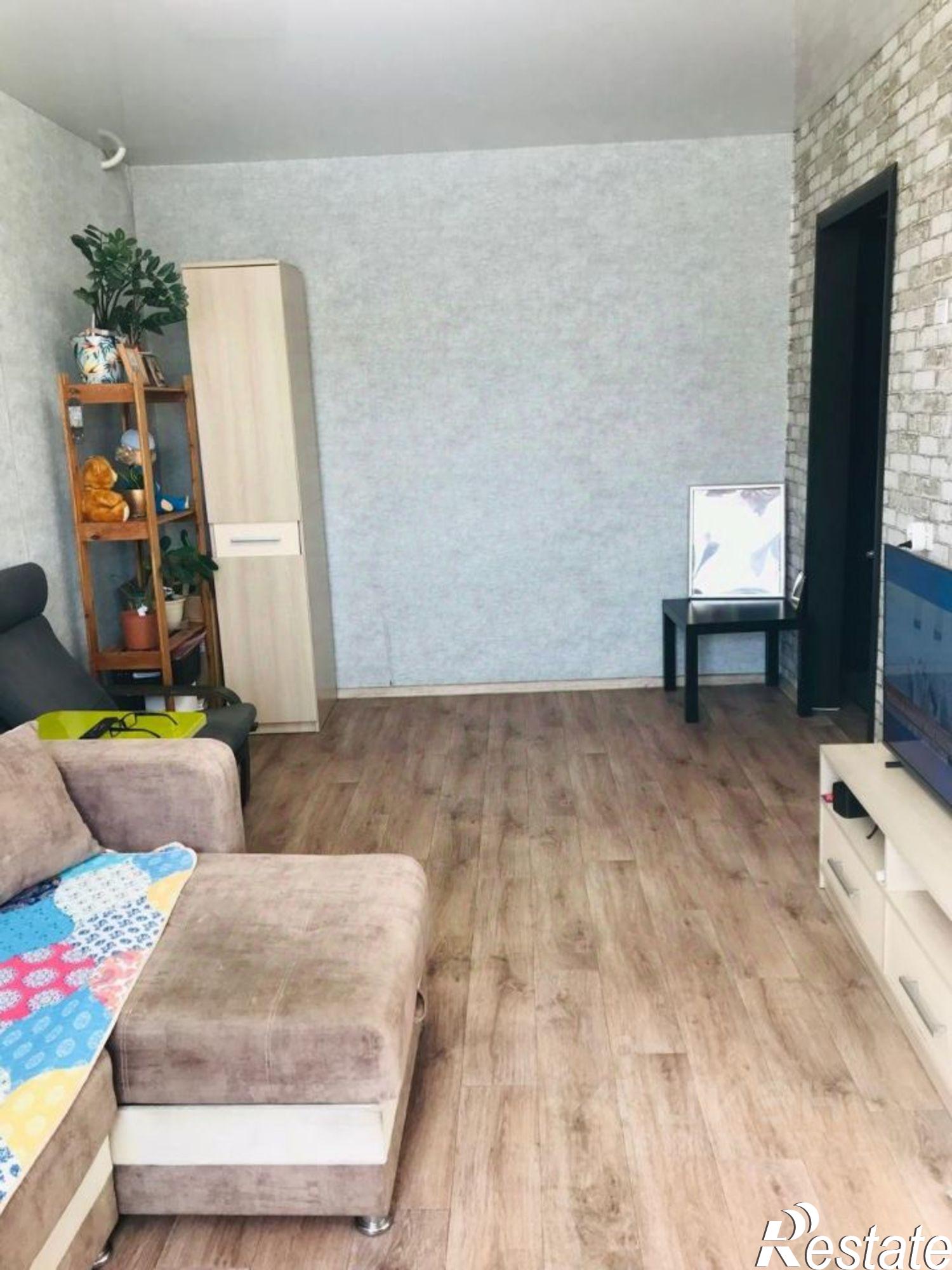 Купить квартиру за 3 550 000 рублей на улица Юрина, 206