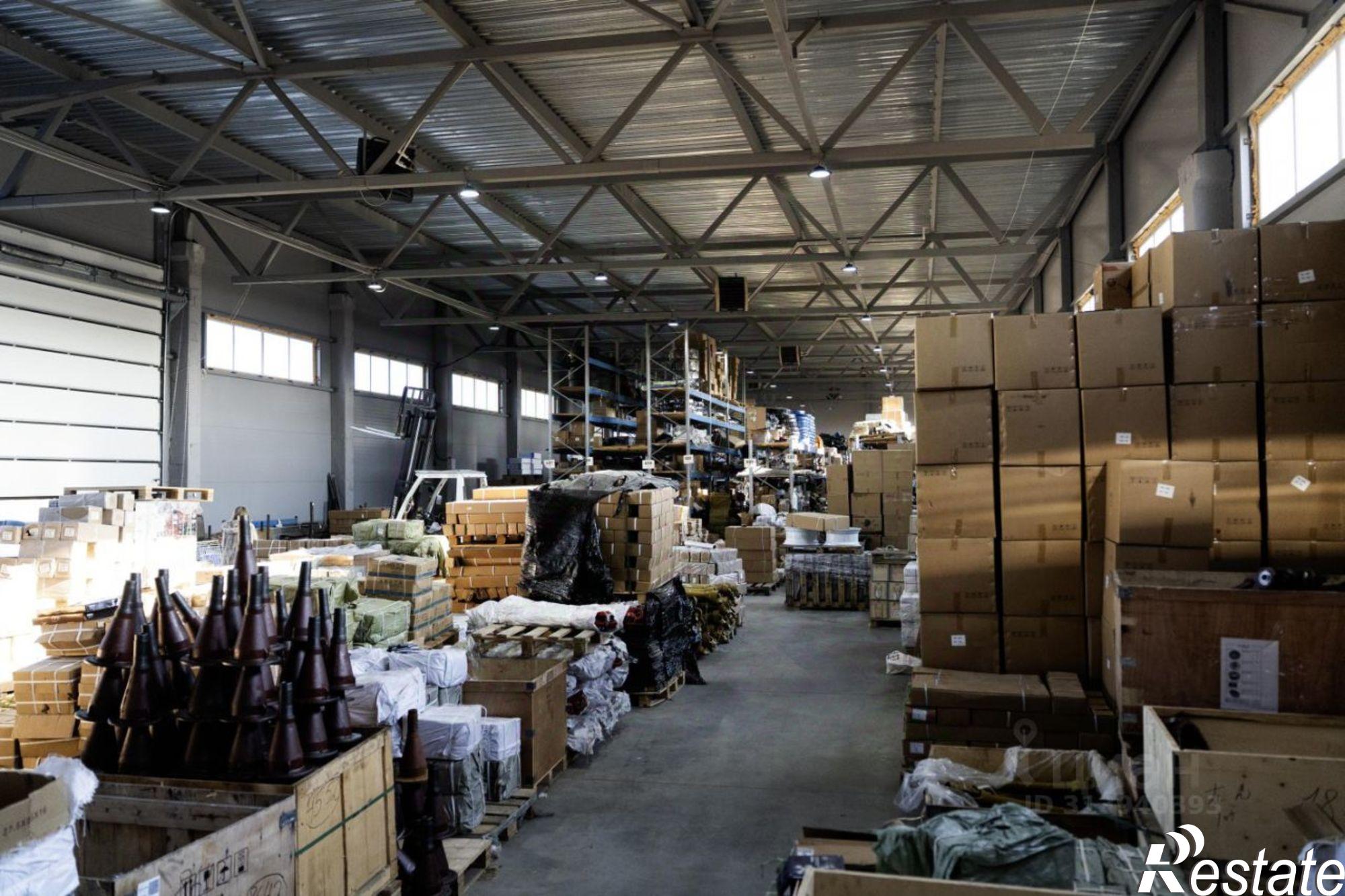 Сдать ОСЗ, отдельно стоящее здание за 523 200 рублей на ул Попова, 179Л