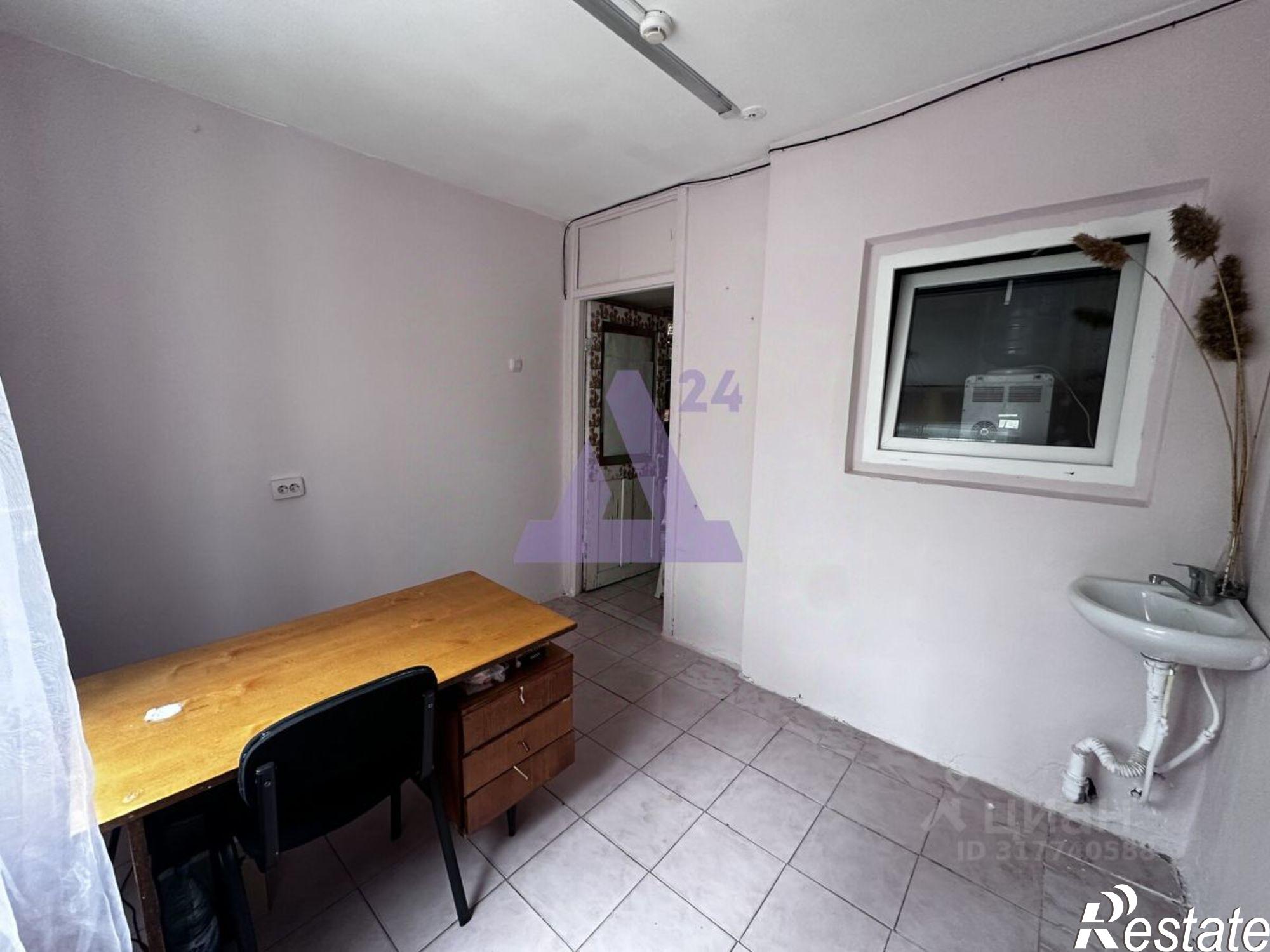 Купить помещение свободного назначения за 4 013 530 рублей на ул Шукшина, 12