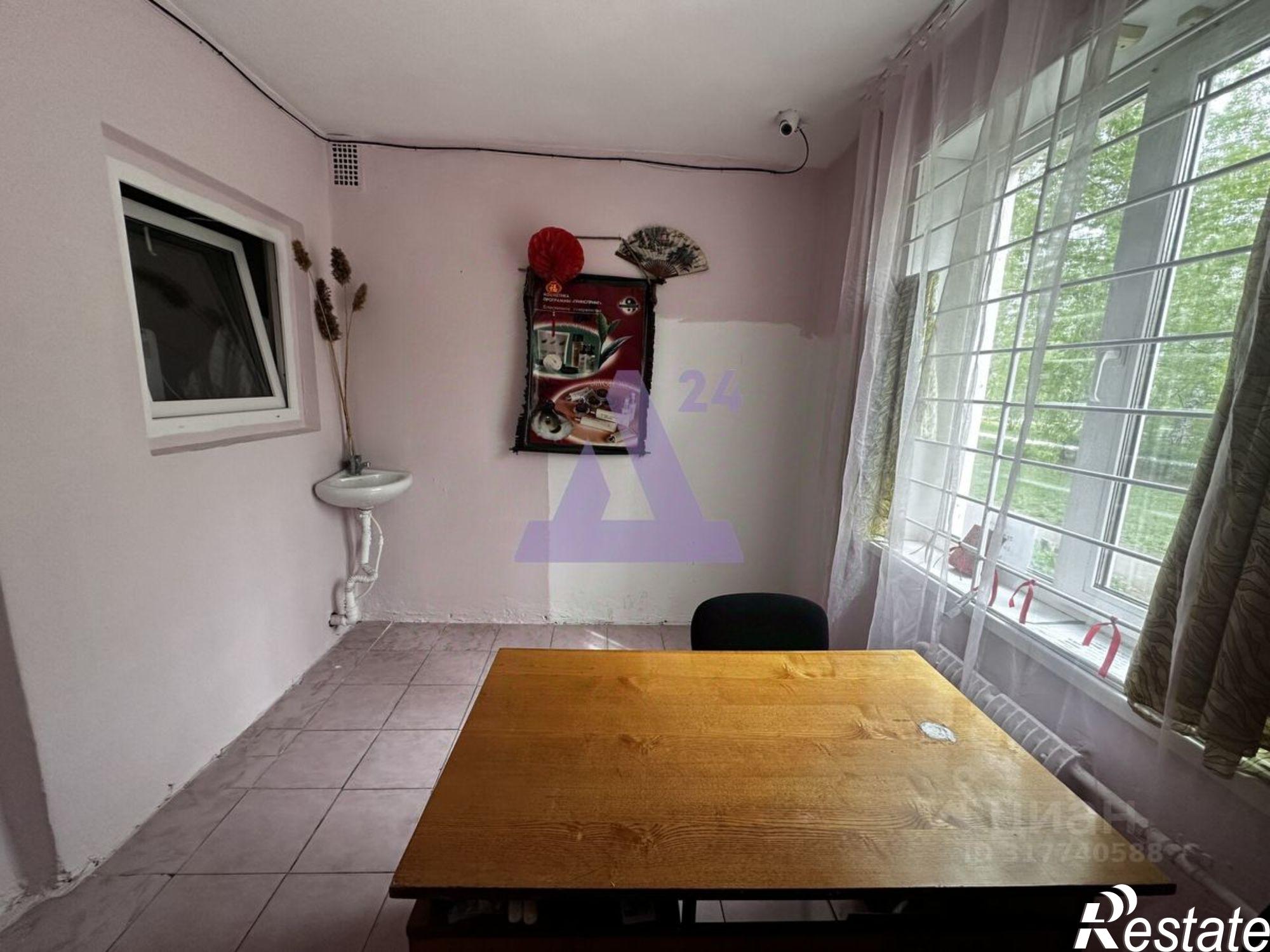 Купить помещение свободного назначения за 4 013 530 рублей на ул Шукшина, 12