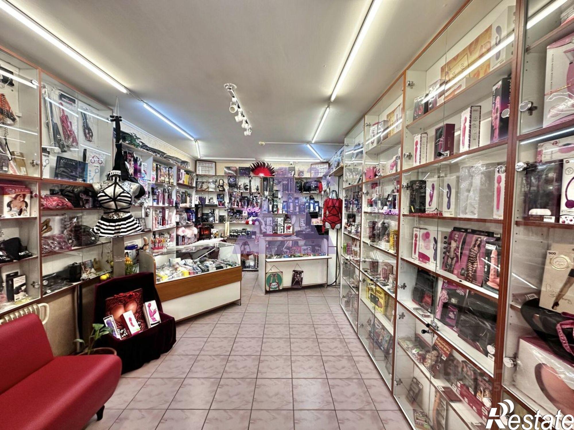 Купить помещение свободного назначения за 4 013 530 рублей на ул Шукшина, 12