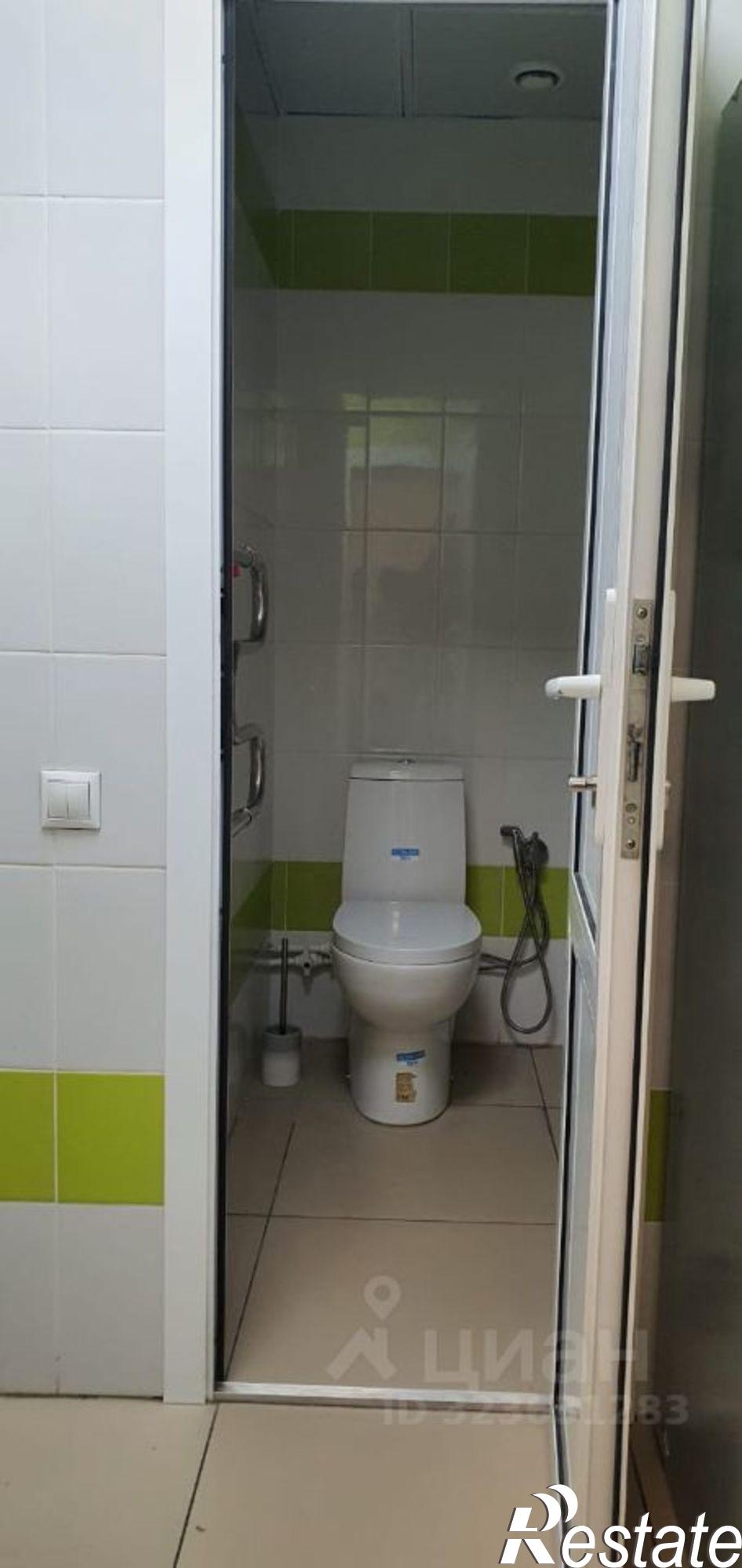 Сдать офис, помещение под офис за 100 800 рублей на Хлебозаводская улица, 10