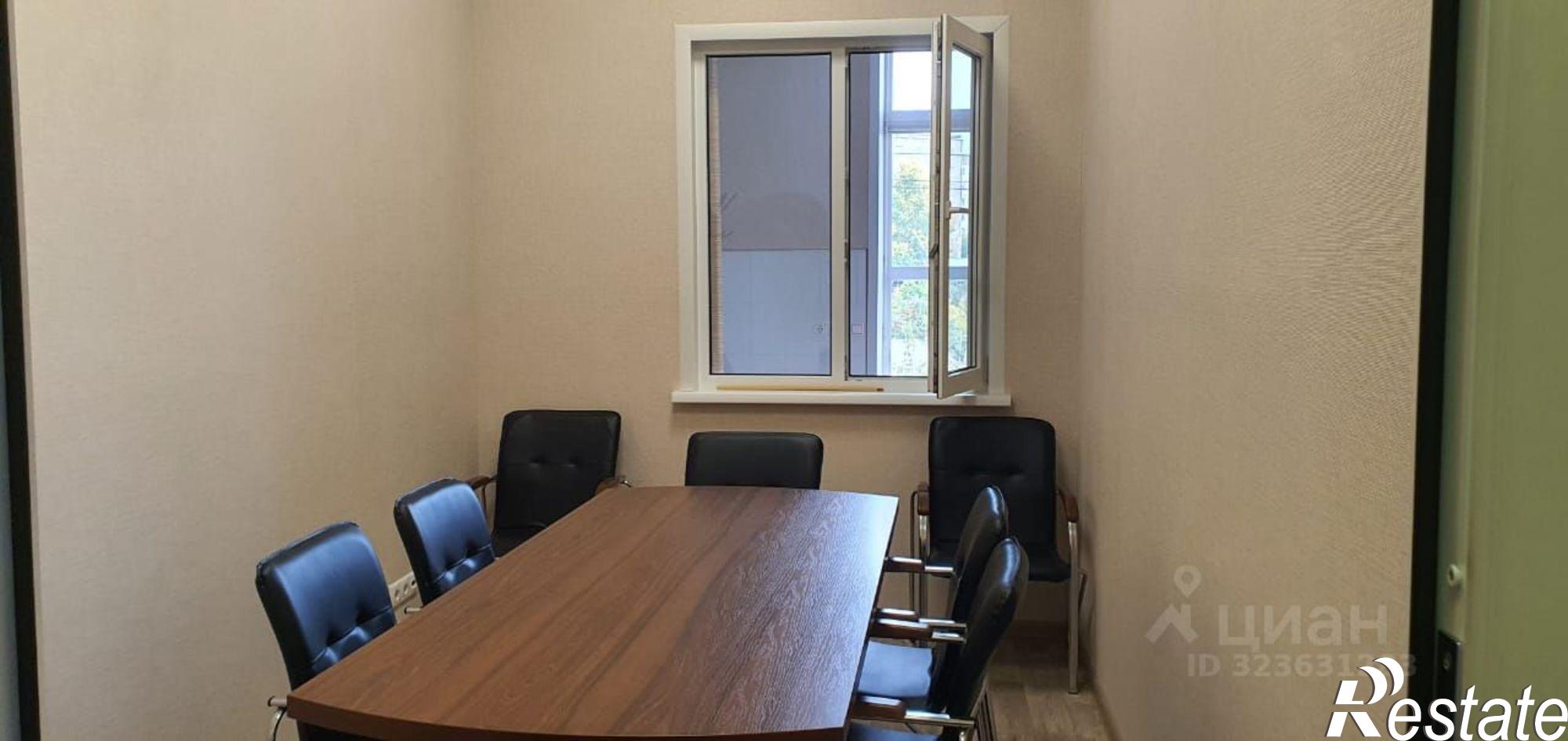 Сдать офис, помещение под офис за 100 800 рублей на Хлебозаводская улица, 10