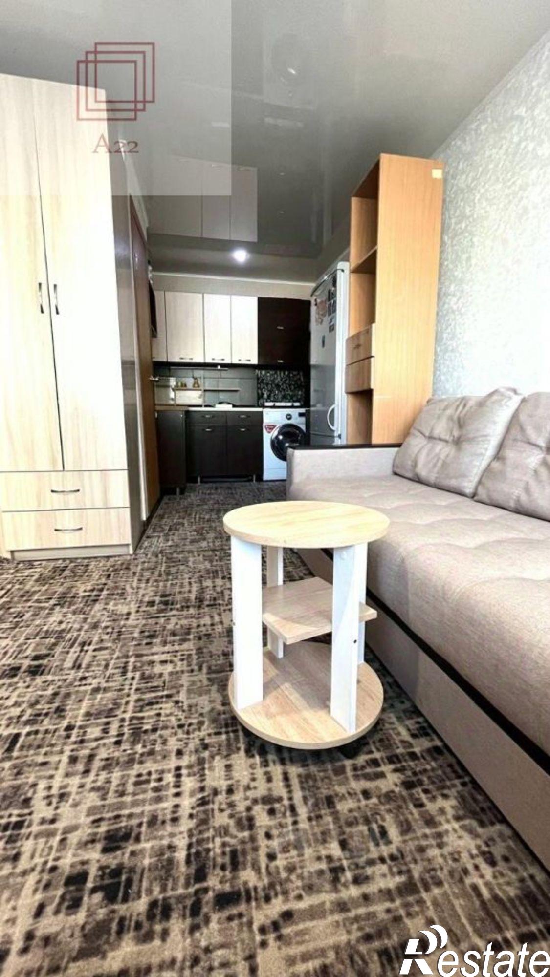 Купить комнату за 2 150 000 рублей на улица Сухэ-Батора, 12