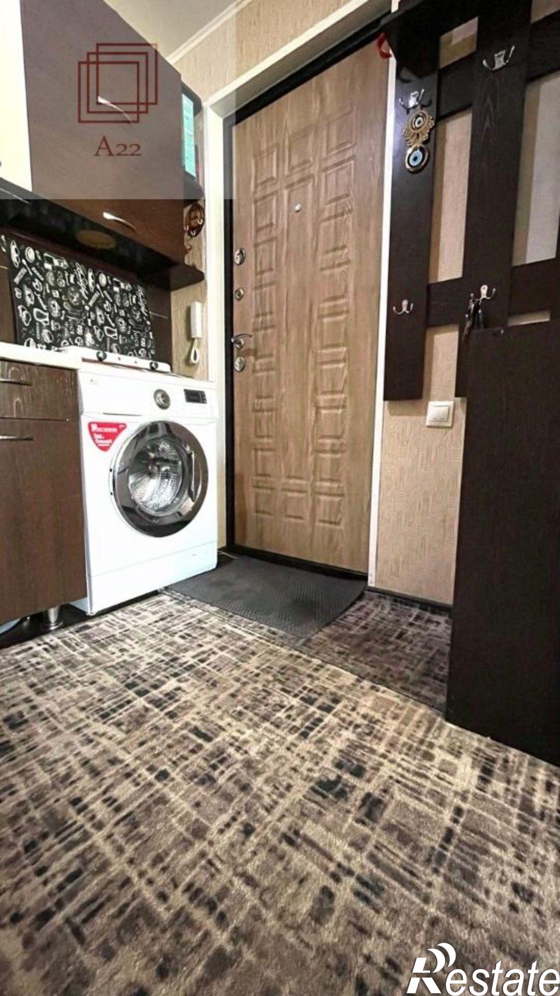 Купить комнату за 2 150 000 рублей на улица Сухэ-Батора, 12