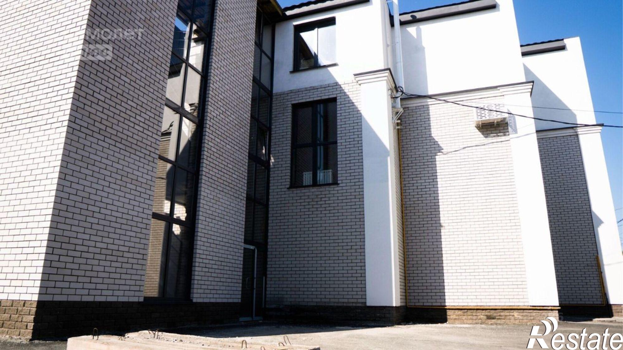 Купить помещение свободного назначения за 5 400 000 рублей на Революционный переулок, 61А