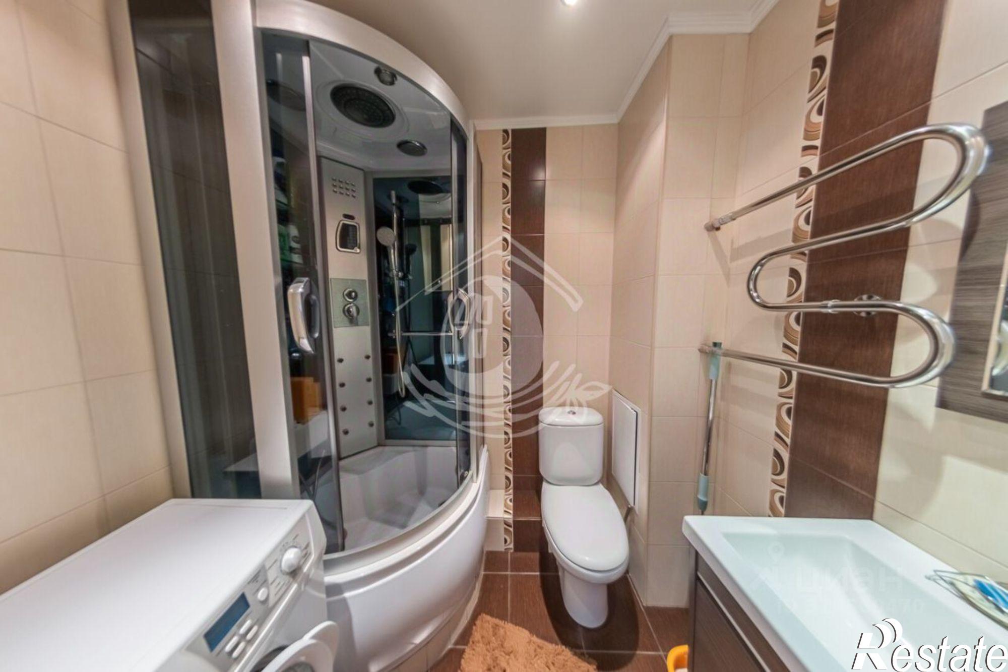 Купить квартиру за 4 900 000 рублей на улица Малахова, 99