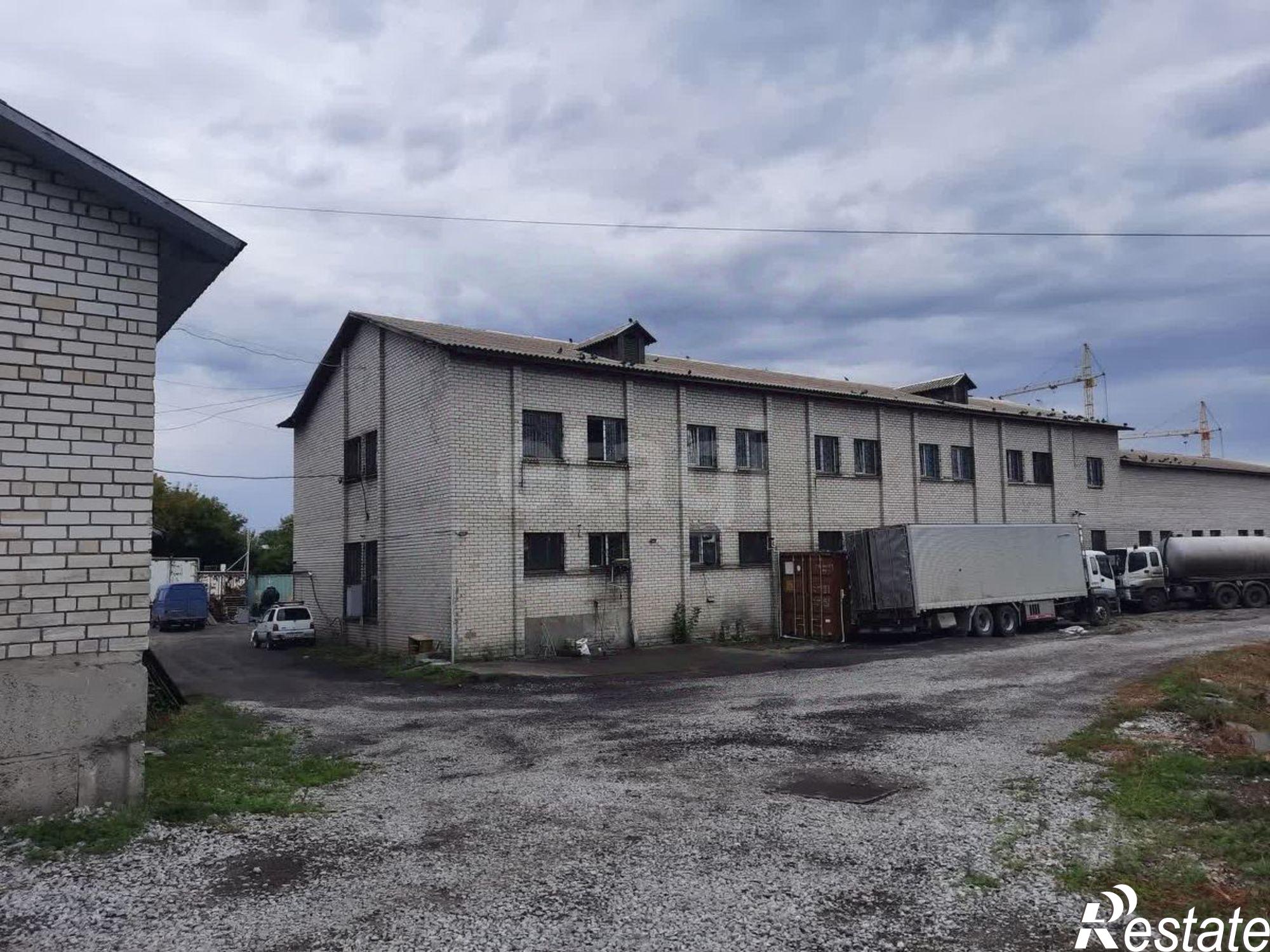 Купить складское помещение за 99 791 400 рублей на Интернациональная улица, 312