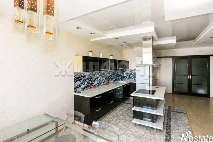 3-комн квартира ул Приречная, 5,  д. 5