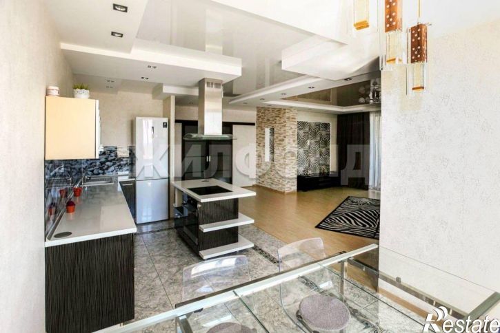 3-комн квартира ул Приречная, 5,  д. 5