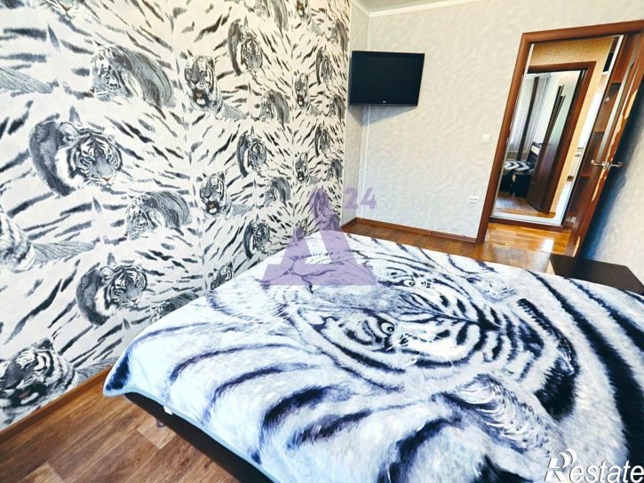 2-комн квартира улица Чеглецова, 18,  д. 18