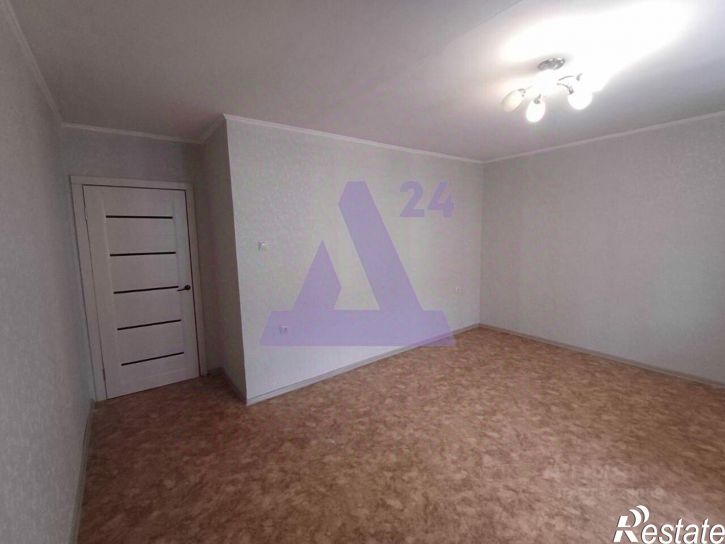 3-комн квартира Лазурная улица, 24,  д. 24