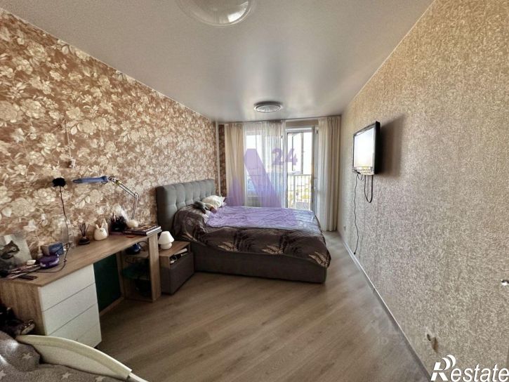 2-комн квартира улица Никитина, 107,  д. 107