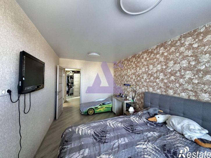 2-комн квартира улица Никитина, 107,  д. 107