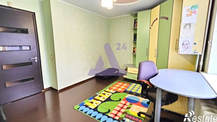 3-комн квартира улица Антона Петрова, 246,  д. 246