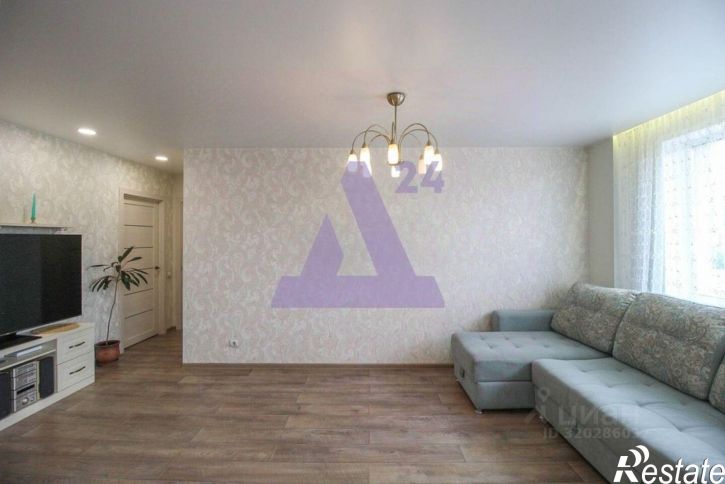 4-комн квартира улица Никитина, 107,  д. 107