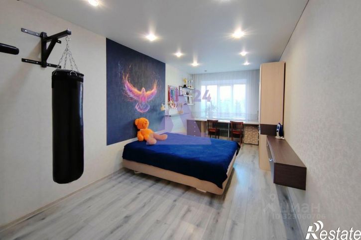 4-комн квартира Новгородская улица, 26А,  д. 26А