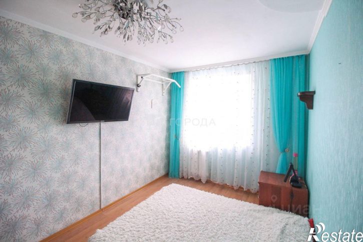 3-комн квартира улица Георгия Исакова, 156,  д. 156