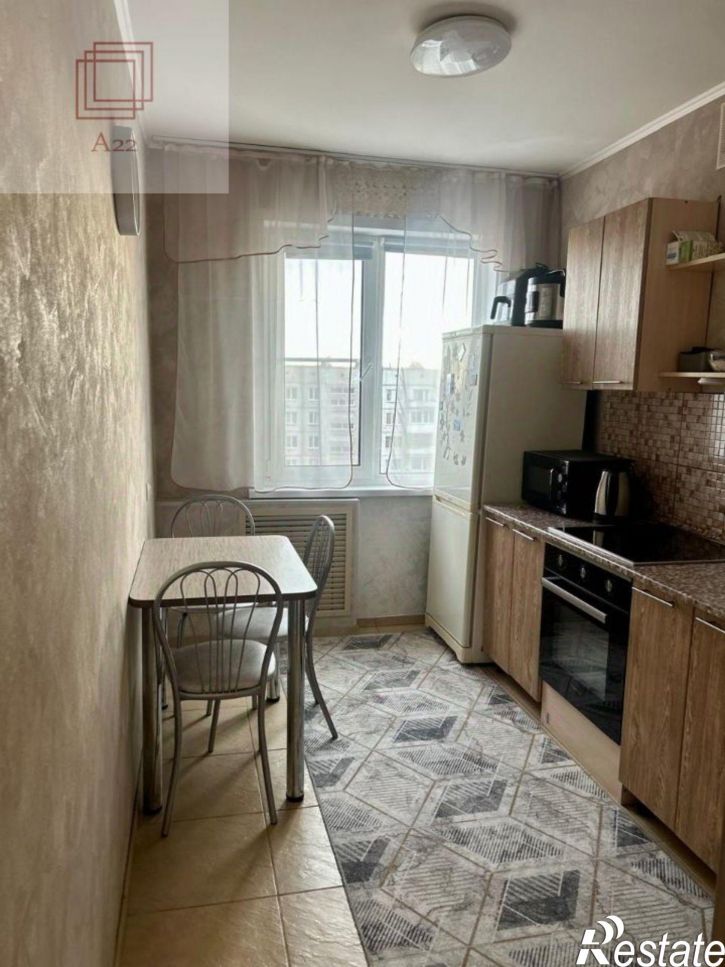 2-комн квартира улица Сухэ-Батора, 9,  д. 9