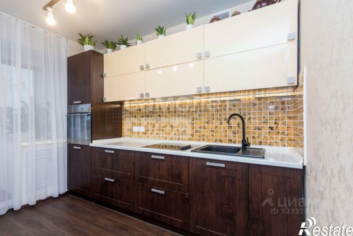 3-комн квартира улица Кутузова, 16Г,  д. 16Г