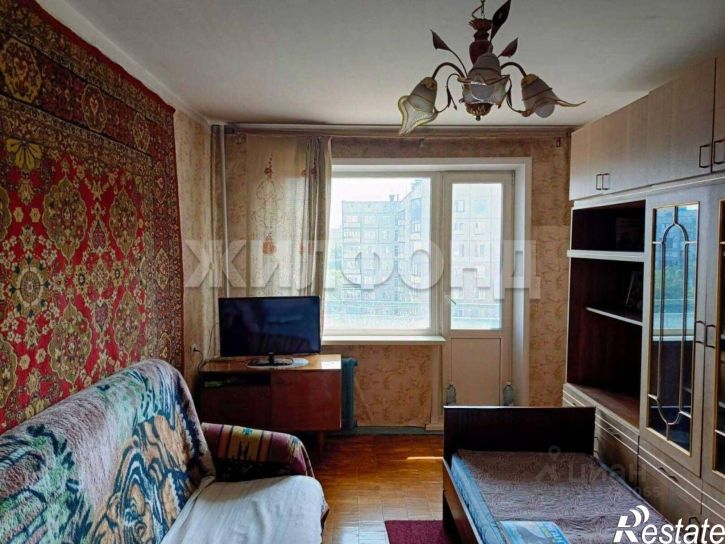 3-комн квартира улица 40 лет Октября, 2,  д. 2