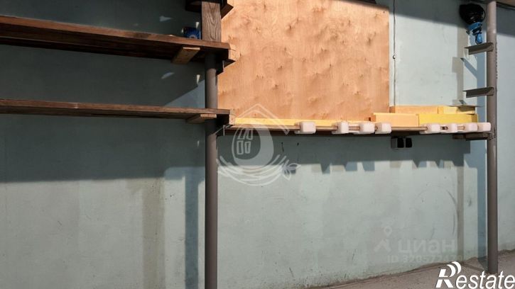 Гараж/парковка улица Антона Петрова, 249Б,  д. 249Б