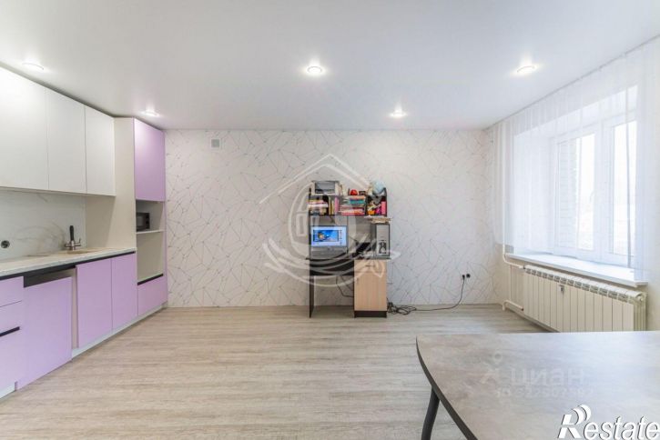 3-комн квартира улица Петра Сухова, 34,  д. 34