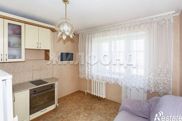 1-комн квартира улица Сухэ-Батора, 21,  д. 21