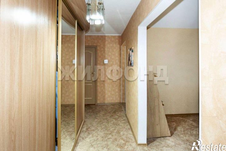 1-комн квартира улица Сухэ-Батора, 21,  д. 21