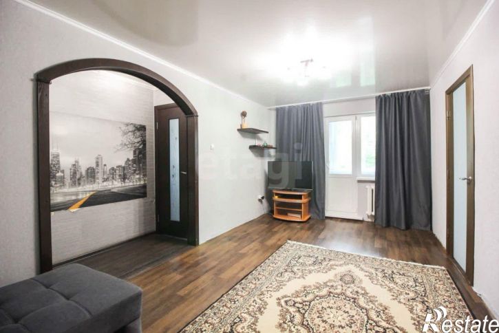 2-комн квартира улица Георгия Исакова, 203,  д. 203