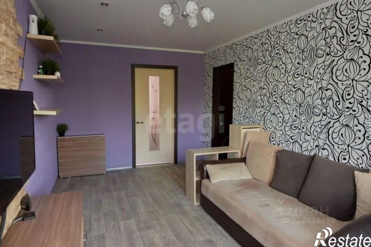 3-комн квартира улица Антона Петрова, 214,  д. 214