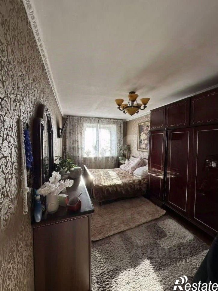 3-комн квартира улица Георгия Исакова, 174,  д. 174