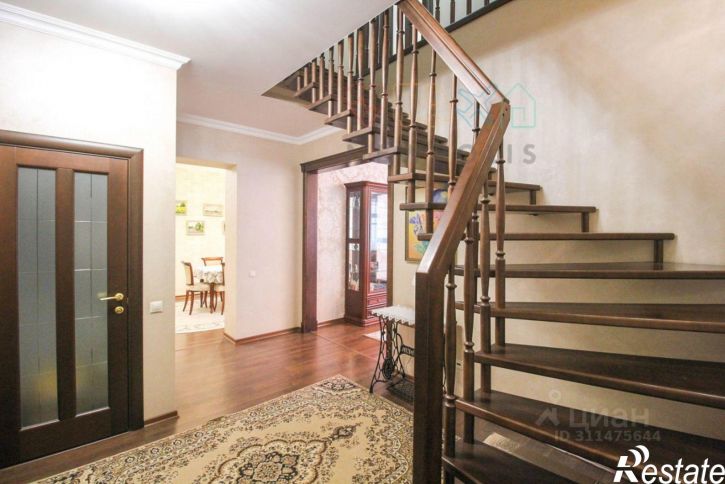 3-комн квартира улица Анатолия, 20,  д. 20