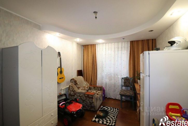 3-комн квартира улица Веры Кащеевой, 12,  д. 12