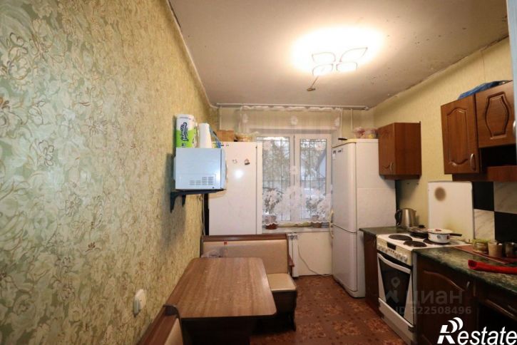 3-комн квартира улица Веры Кащеевой, 12,  д. 12